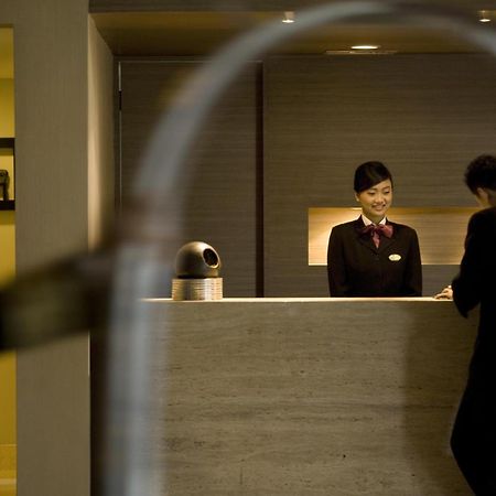 Hotel Santika Pandegiling - Surabaya Interieur foto