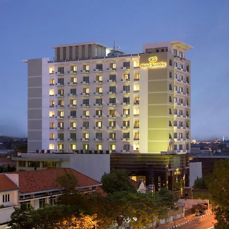 Hotel Santika Pandegiling - Surabaya Buitenkant foto